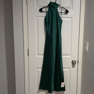 Elegant Green Halter Maxi Dress